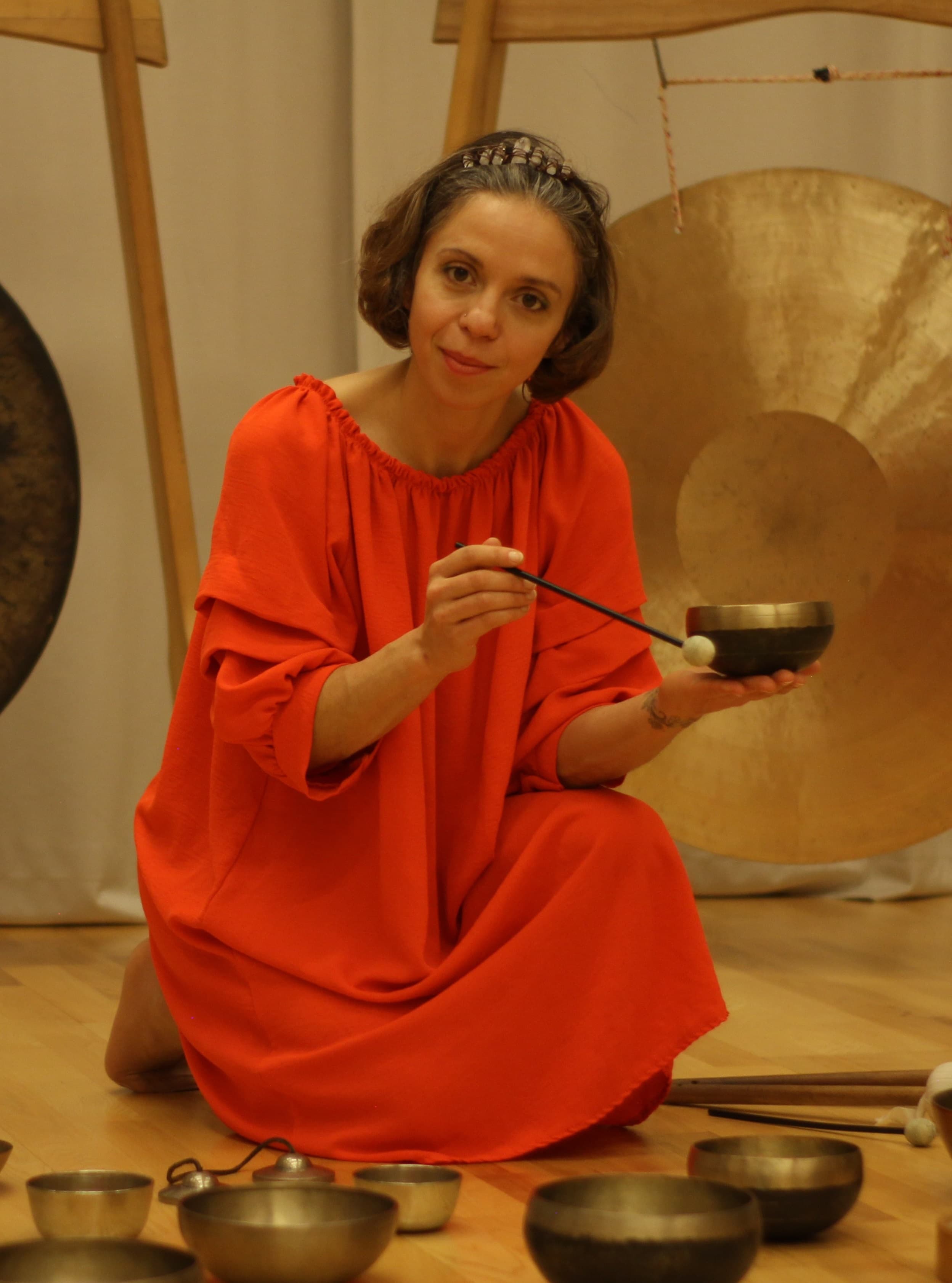 Kąpiel w dźwiękach - koncert gongów i mis Rimy Sadurskiej